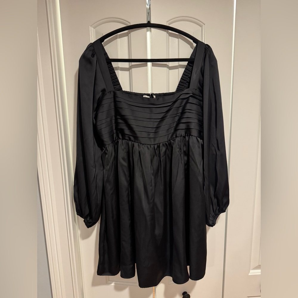 NWT Abercrombie & Fitch Black Emerson Dress, Petite Medium